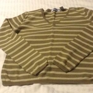 Old Navy sweater